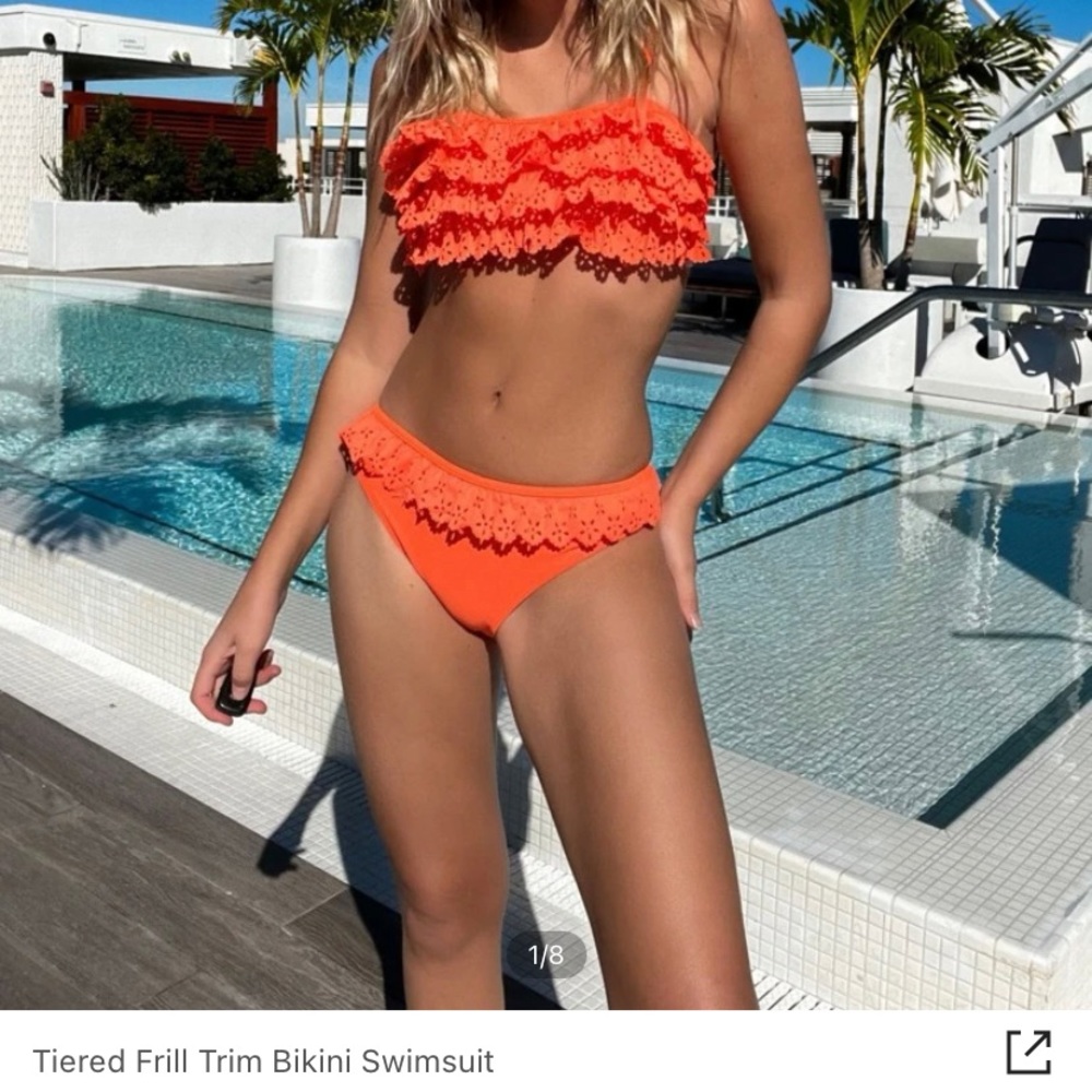 NEW bandeau style w/straps bikini top, cute color! Removable pads, Makes TAN POP - Picture 1 of 12